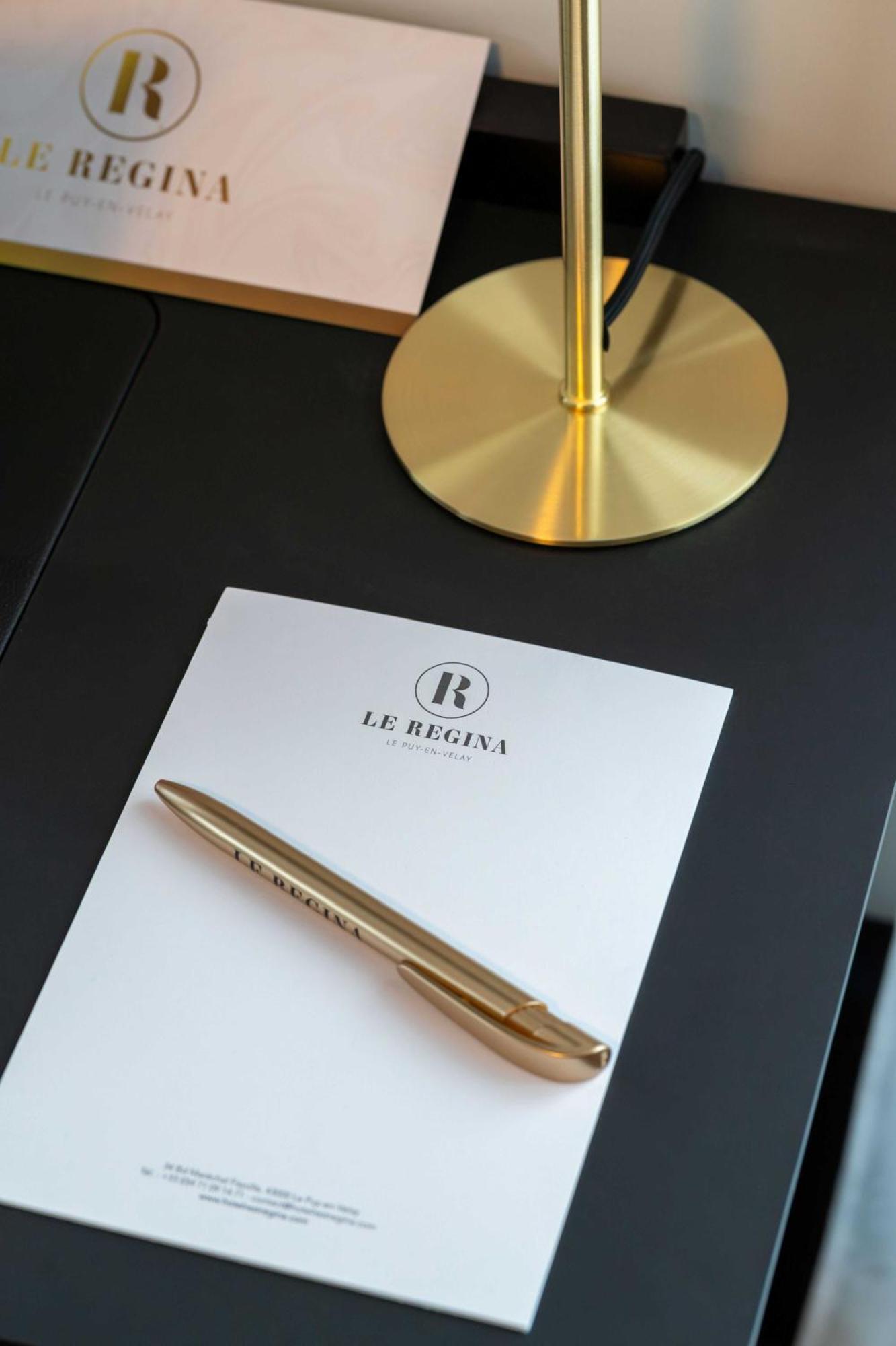 Hotel Et Restaurant Le Regina Le Puy-en-Velay Екстериор снимка