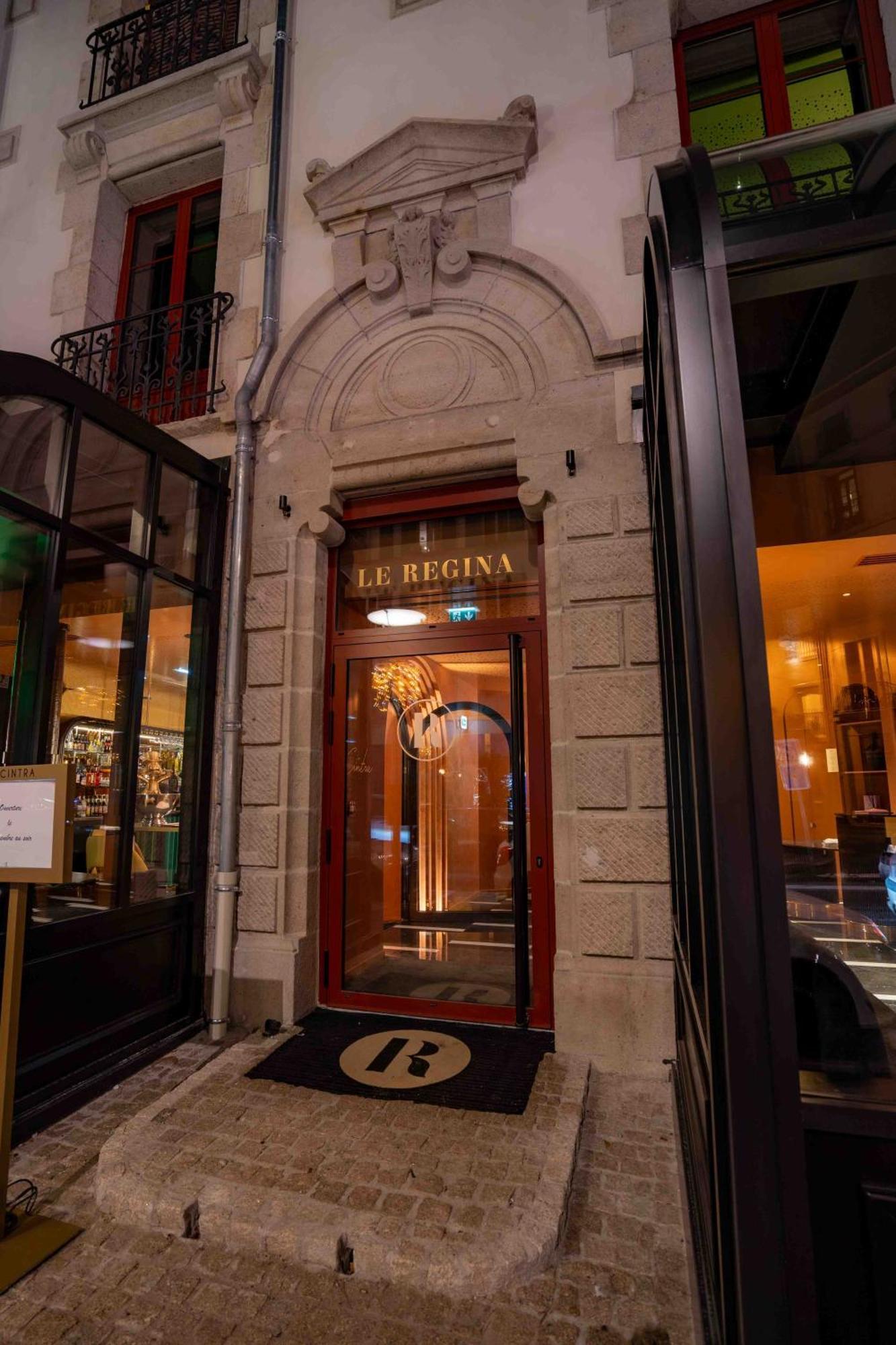 Hotel Et Restaurant Le Regina Le Puy-en-Velay Екстериор снимка
