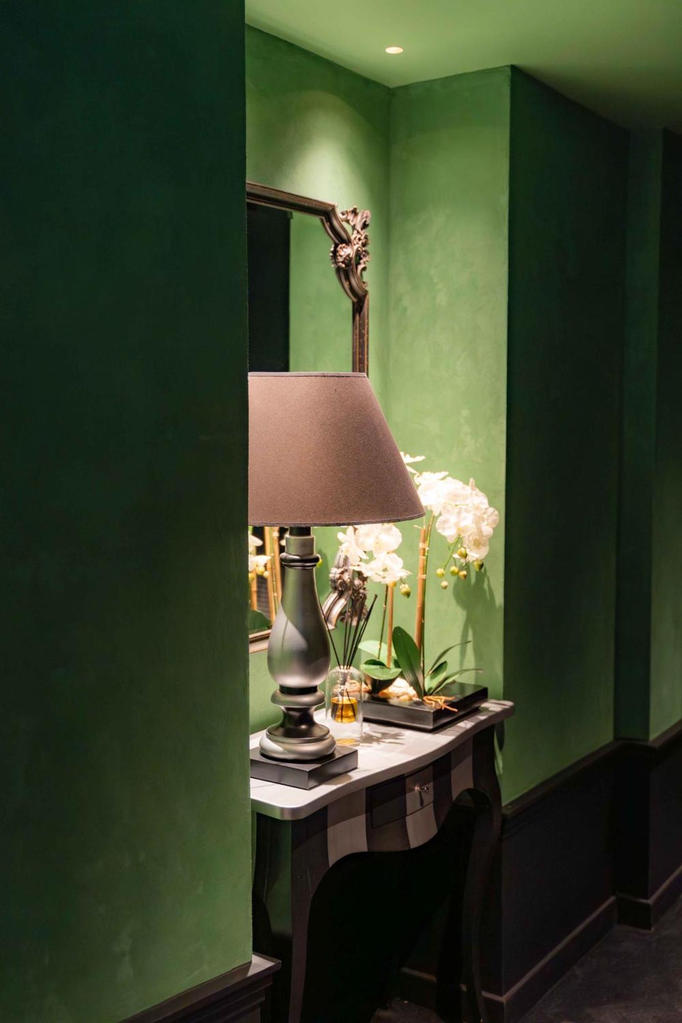 Hotel Et Restaurant Le Regina Le Puy-en-Velay Екстериор снимка